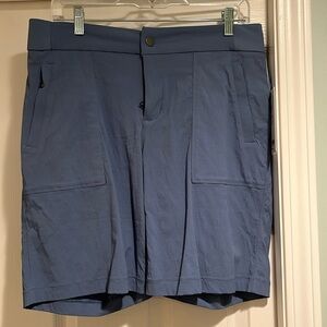 NWT Athleta Trekkie Bermuda 2.0 Blue Size 10